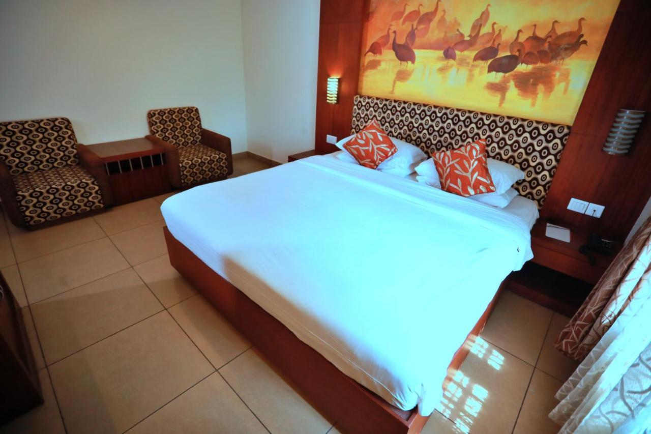 Clay House Hotel Thrissur ภายนอก รูปภาพ